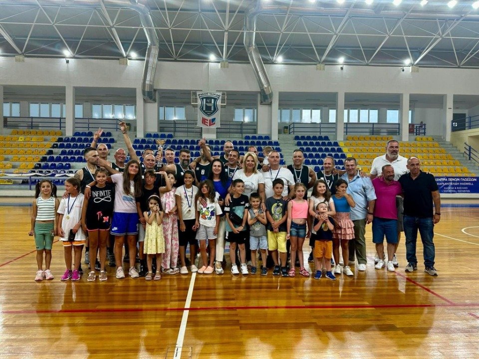 «Chalkis Basket 2024»: Τον τίτλο του πρωταθλητή κατέκτησε η ομάδα «Καφεκοπτείο Ντίκος»