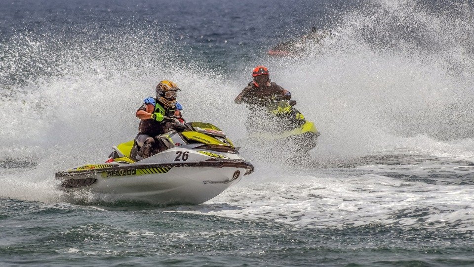 Σήμα… SOS απο jet ski στην Αρκίτσα